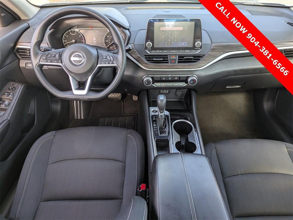 Used 2024 Nissan Altima 2.5 SV image 14