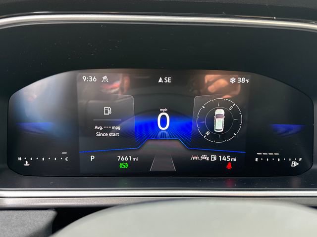 Certified 2025 Volkswagen Taos SE image 17