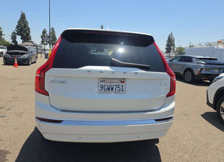 Used 2023 Volvo XC90 T8 Plus w/ Protection Package Premier AWD/4WD image 5