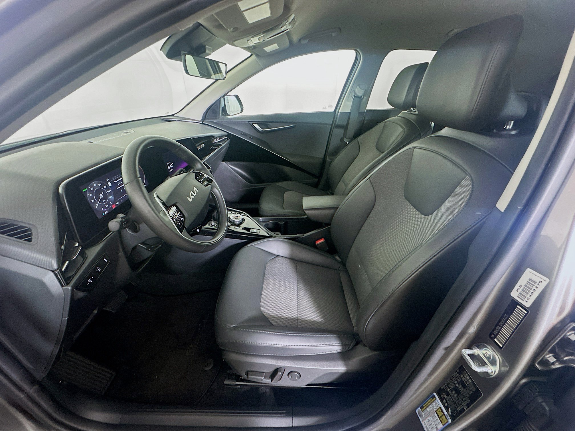 Used 2024 Kia Niro Wind FWD image 13