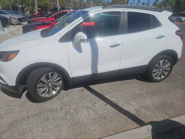 Used 2018 Buick Encore Preferred FWD image 2