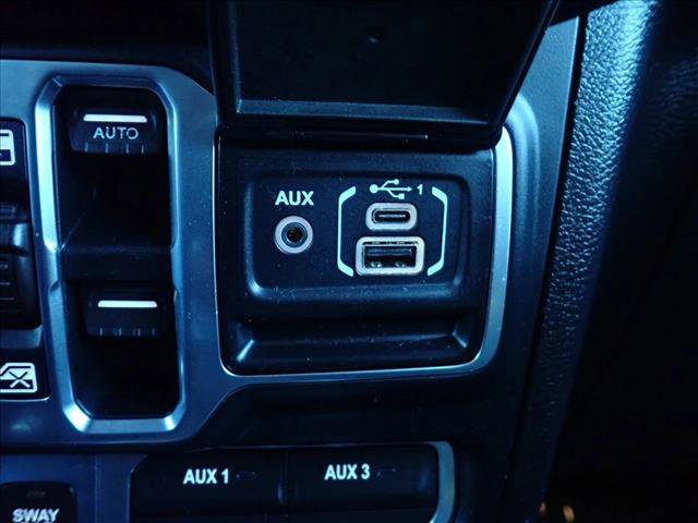 Used 2019 Jeep Wrangler Unlimited Rubicon w/ Dual Top Group image 19