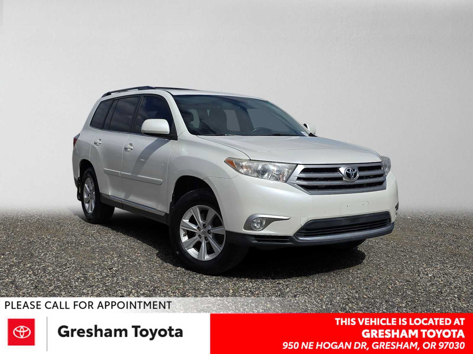 Used 2012 Toyota Highlander SE w/ Tow Pkg AWD/4WD image 1