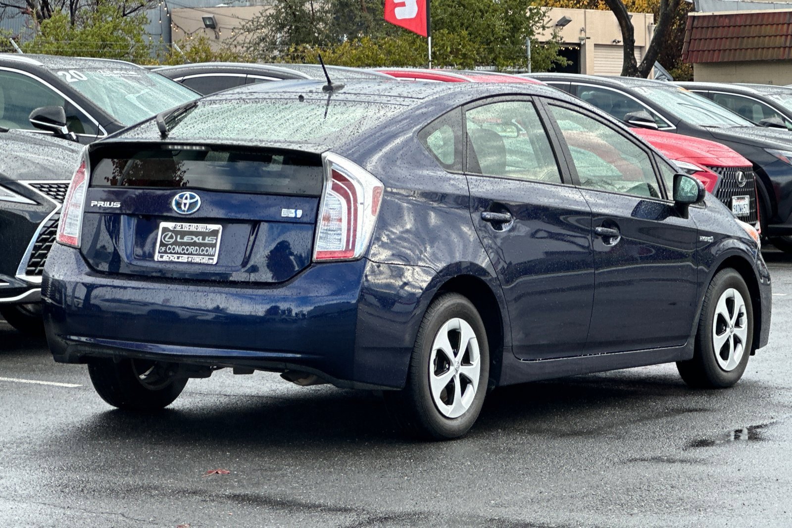 Used 2014 Toyota Prius Three image 4
