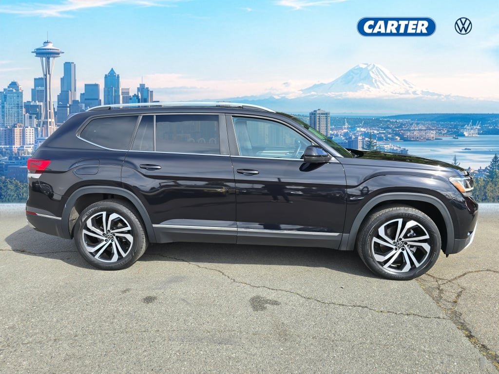 Used 2023 Volkswagen Atlas SEL AWD/4WD image 2