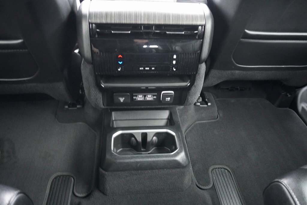 Used 2024 Jeep Wagoneer Series III image 38