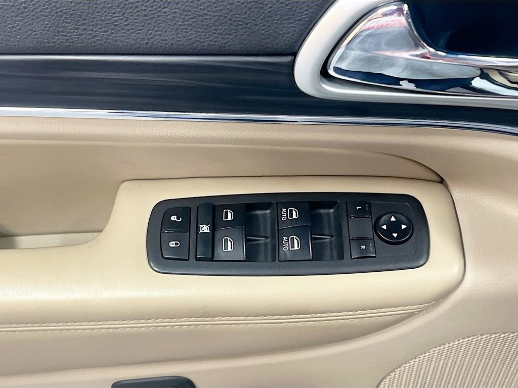 Used 2021 Jeep Grand Cherokee Limited image 18