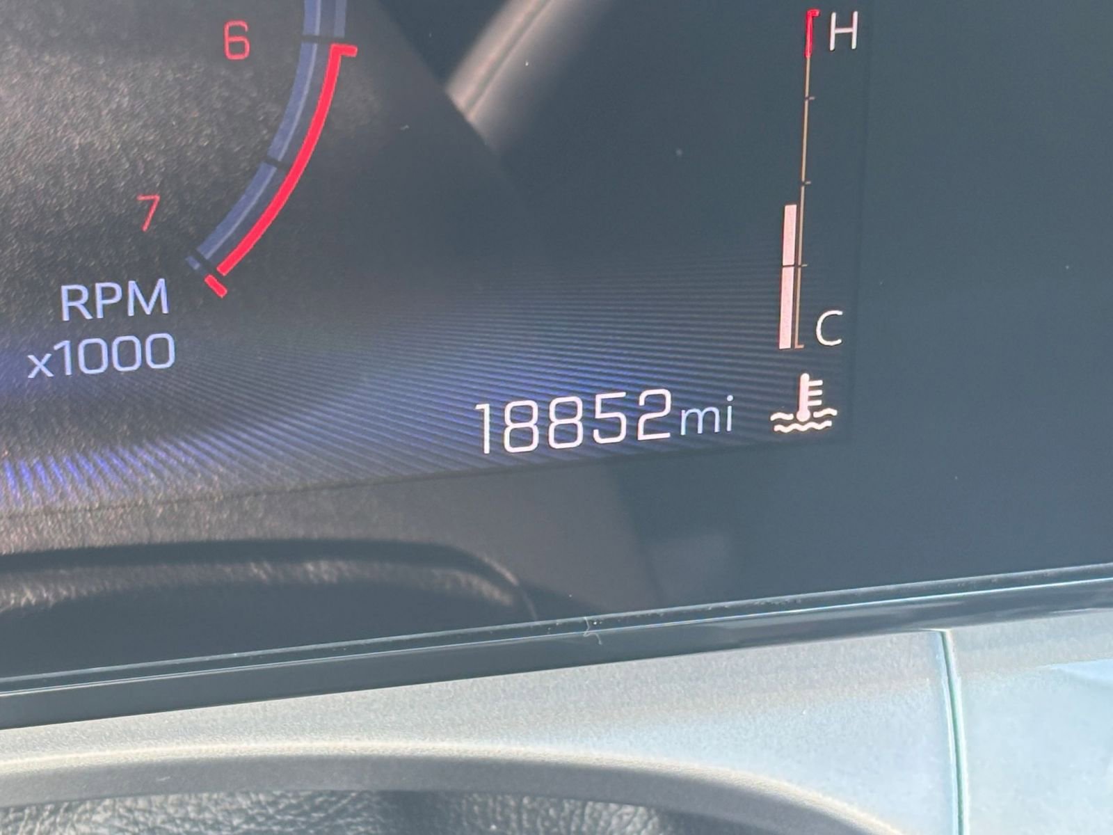 Used 2025 Chevrolet Trax LT w/ LT Convenience Package image 41