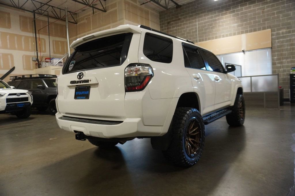 Used 2019 Toyota 4Runner SR5 Premium image 4