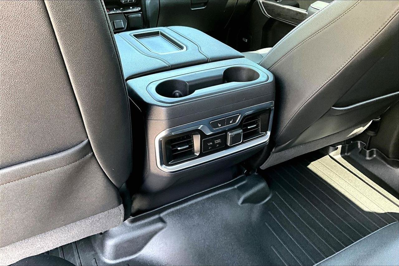 Used 2021 Chevrolet Silverado 1500 LTZ w/ Safety Package II AWD/4WD image 11