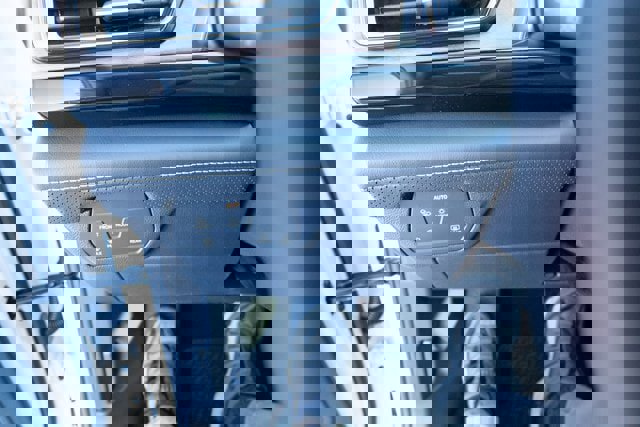 New 2026 Volkswagen Atlas SE image 25