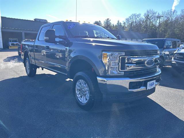 Certified 2017 Ford F250 XLT w/ FX4 Off-Road Package image 3