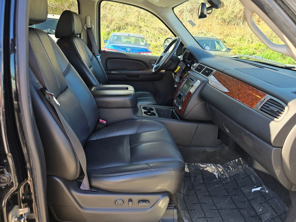 Used 2007 Chevrolet Avalanche LTZ w/ LTZ Preferred Equipment Group image 30