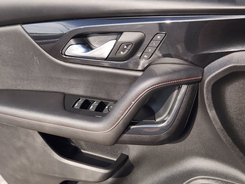 Used 2021 Chevrolet Blazer RS w/ Enhanced Convenience Package image 31