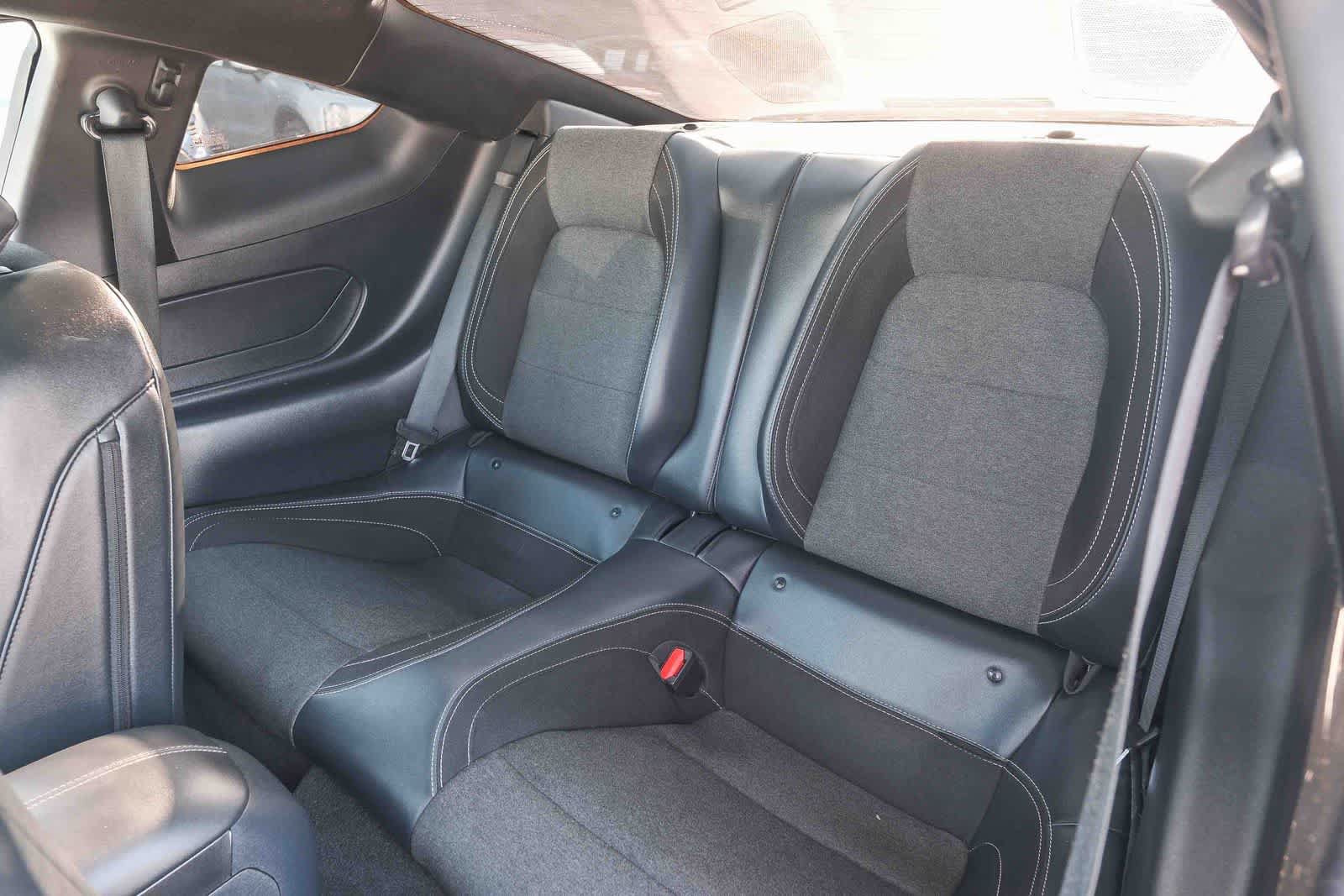 Used 2024 Ford Mustang Coupe RWD image 17