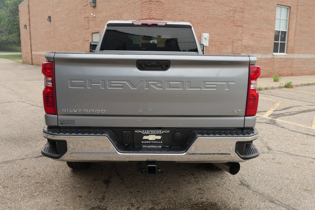 Used 2025 Chevrolet Silverado 2500 LT w/ Safety Package AWD/4WD image 8
