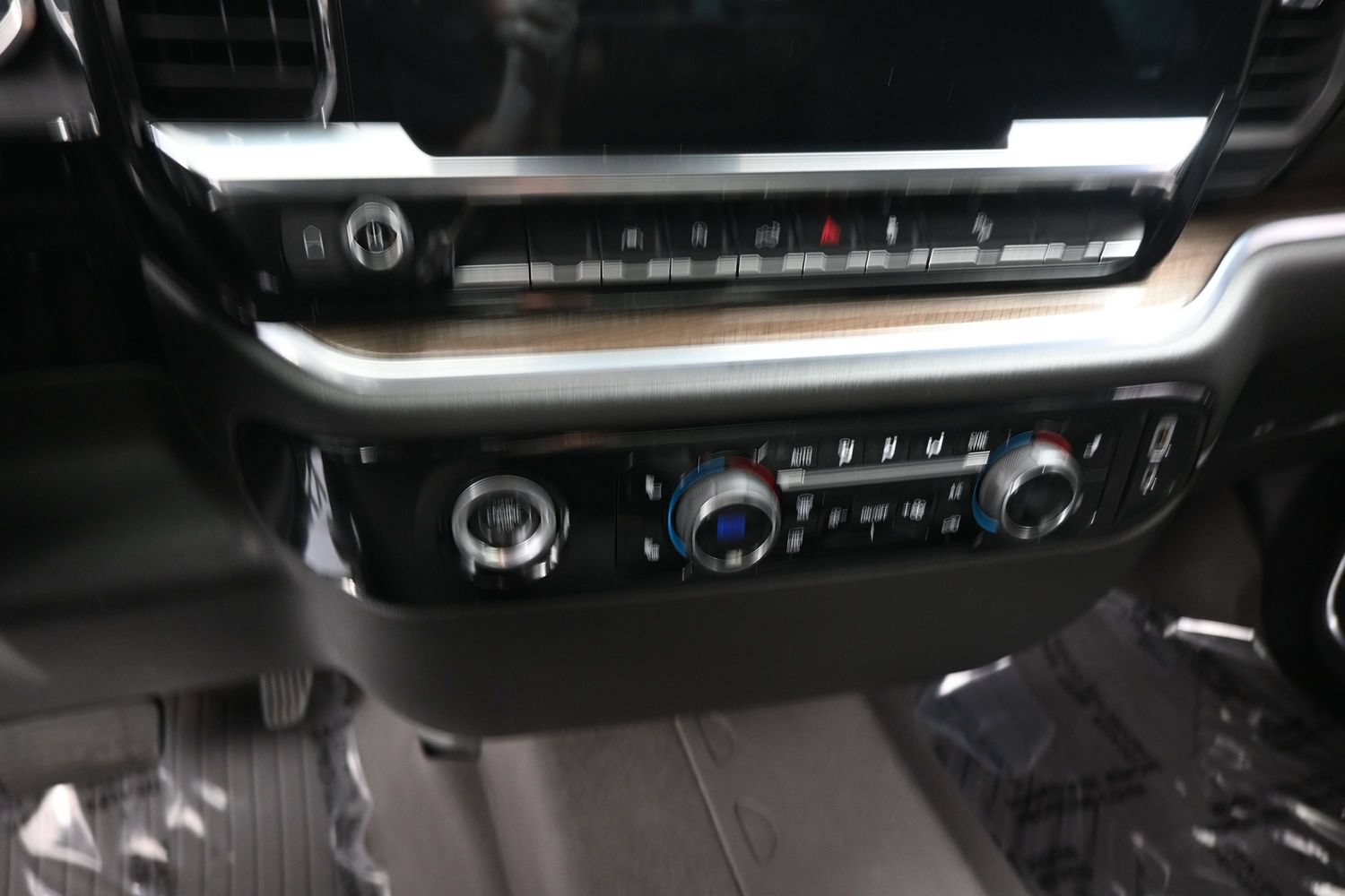 Used 2022 Chevrolet Silverado 1500 RST w/ Z71 Off-Road Package AWD/4WD image 19