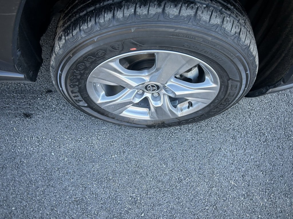 Used 2024 Toyota RAV4 XLE image 23