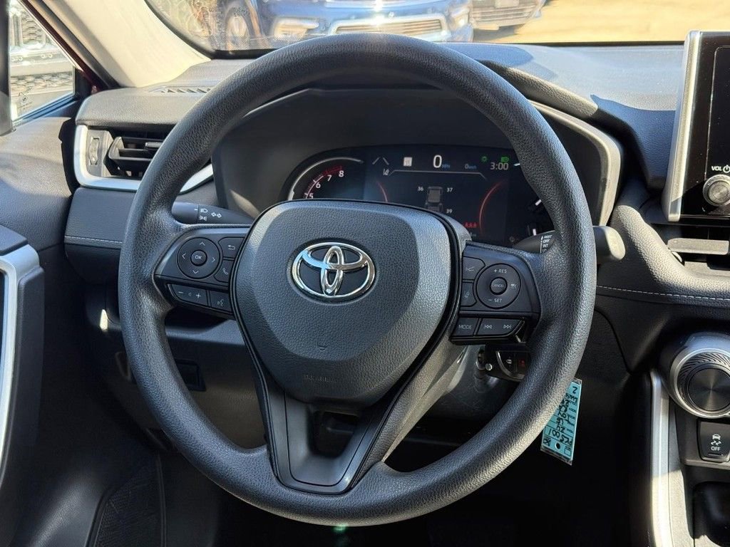 Used 2024 Toyota RAV4 LE image 14