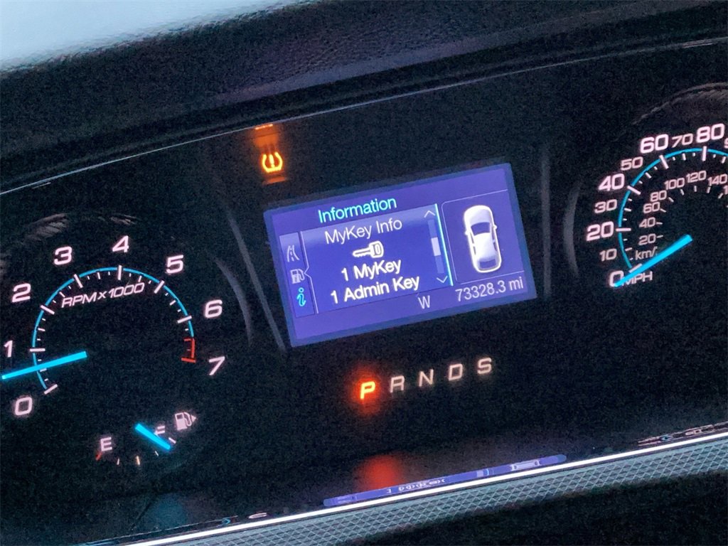 Used 2016 Ford Taurus SE image 26