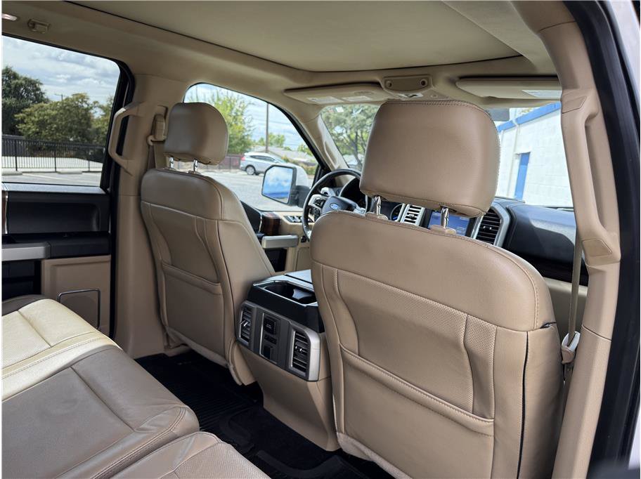 Used 2016 Ford F150 Lariat w/ Equipment Group 502A Luxury AWD/4WD image 17