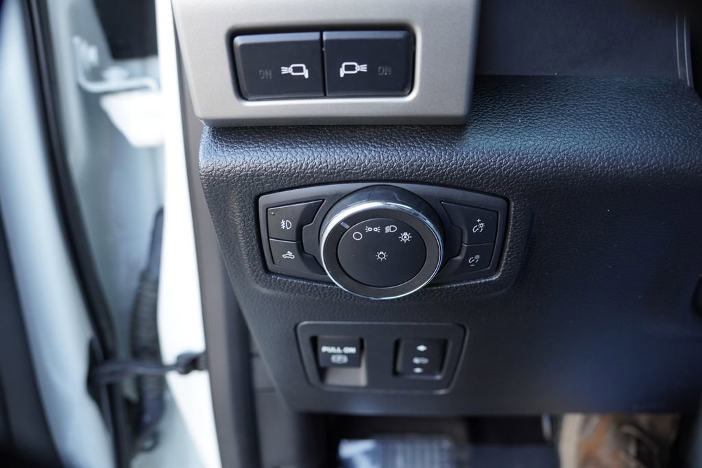 Used 2020 Ford F150 Lariat w/ Equipment Group 502A Luxury image 24