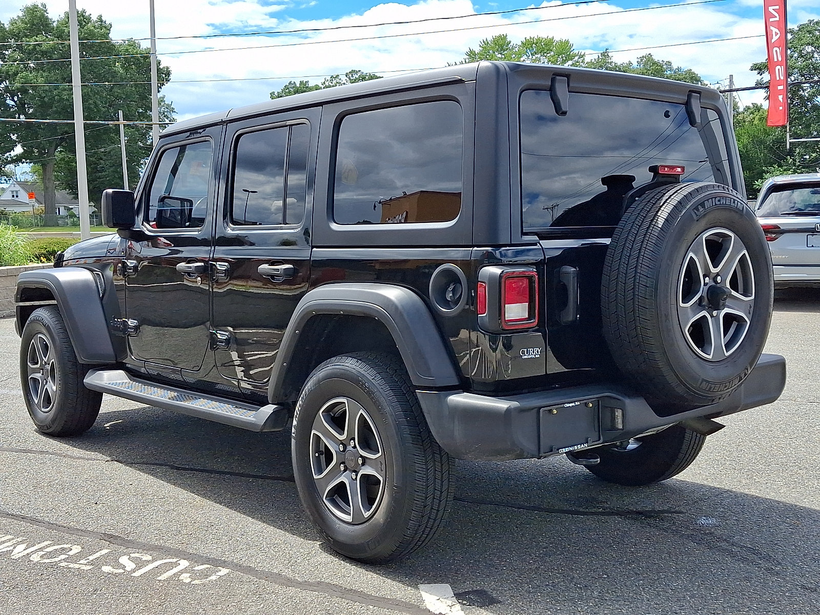 Used 2022 Jeep Wrangler Unlimited Sport AWD/4WD image 4