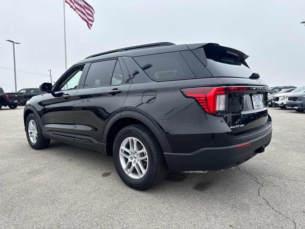 New 2026 Ford Explorer Active RWD image 4