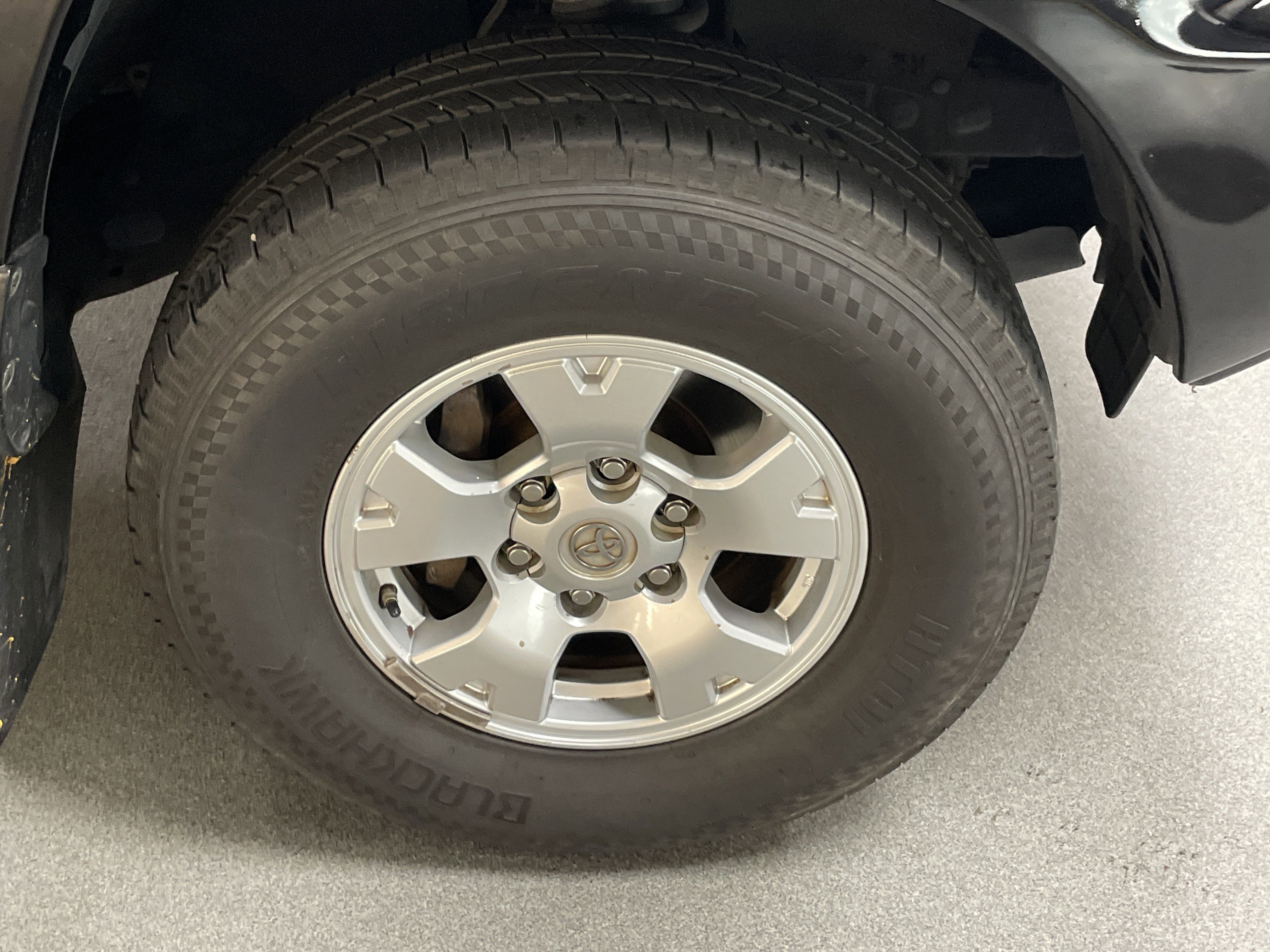 Used 2014 Toyota Tacoma PreRunner w/ SR5 Package image 13