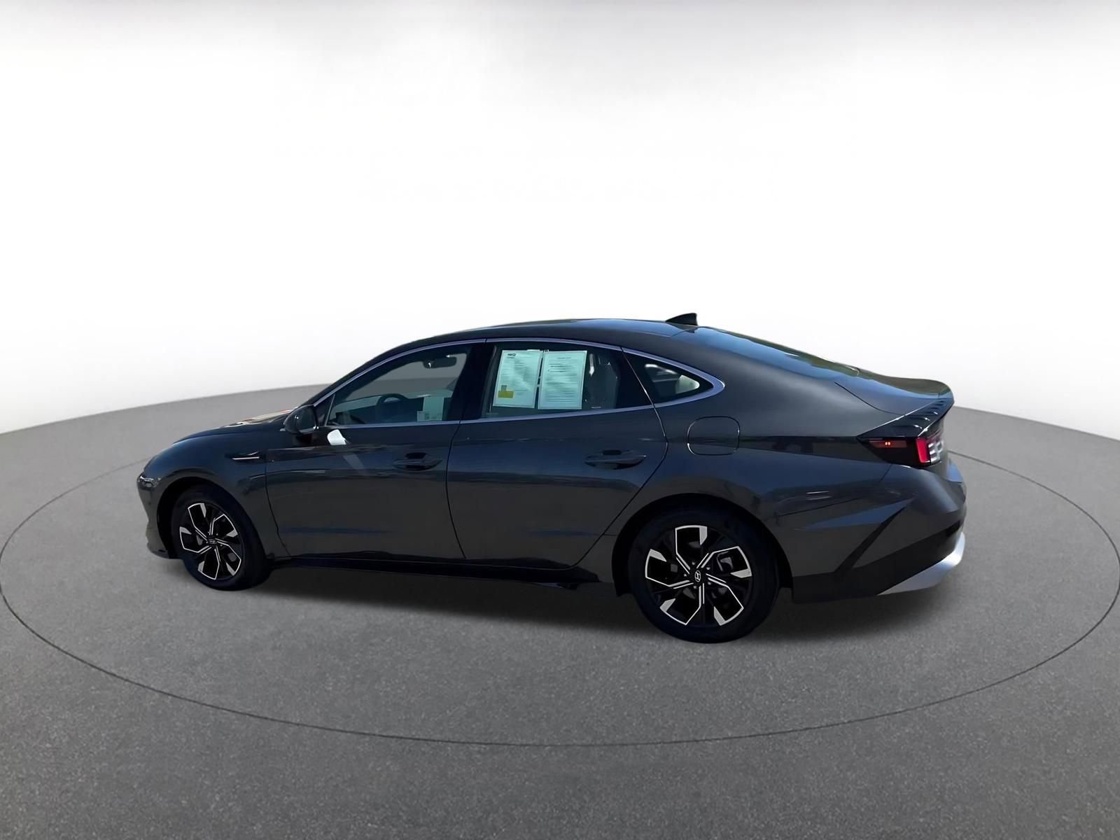 Used 2025 Hyundai Sonata SEL image 10