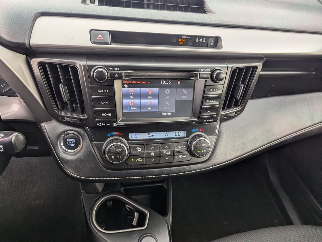 Used 2018 Toyota RAV4 XLE image 15