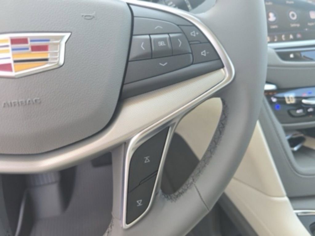 New 2026 Cadillac XT5 Premium Luxury w/ LPO, Floor Liner Package image 20