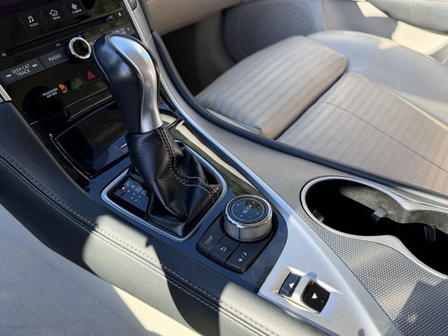 Used 2017 INFINITI Q50 Sport RWD image 17