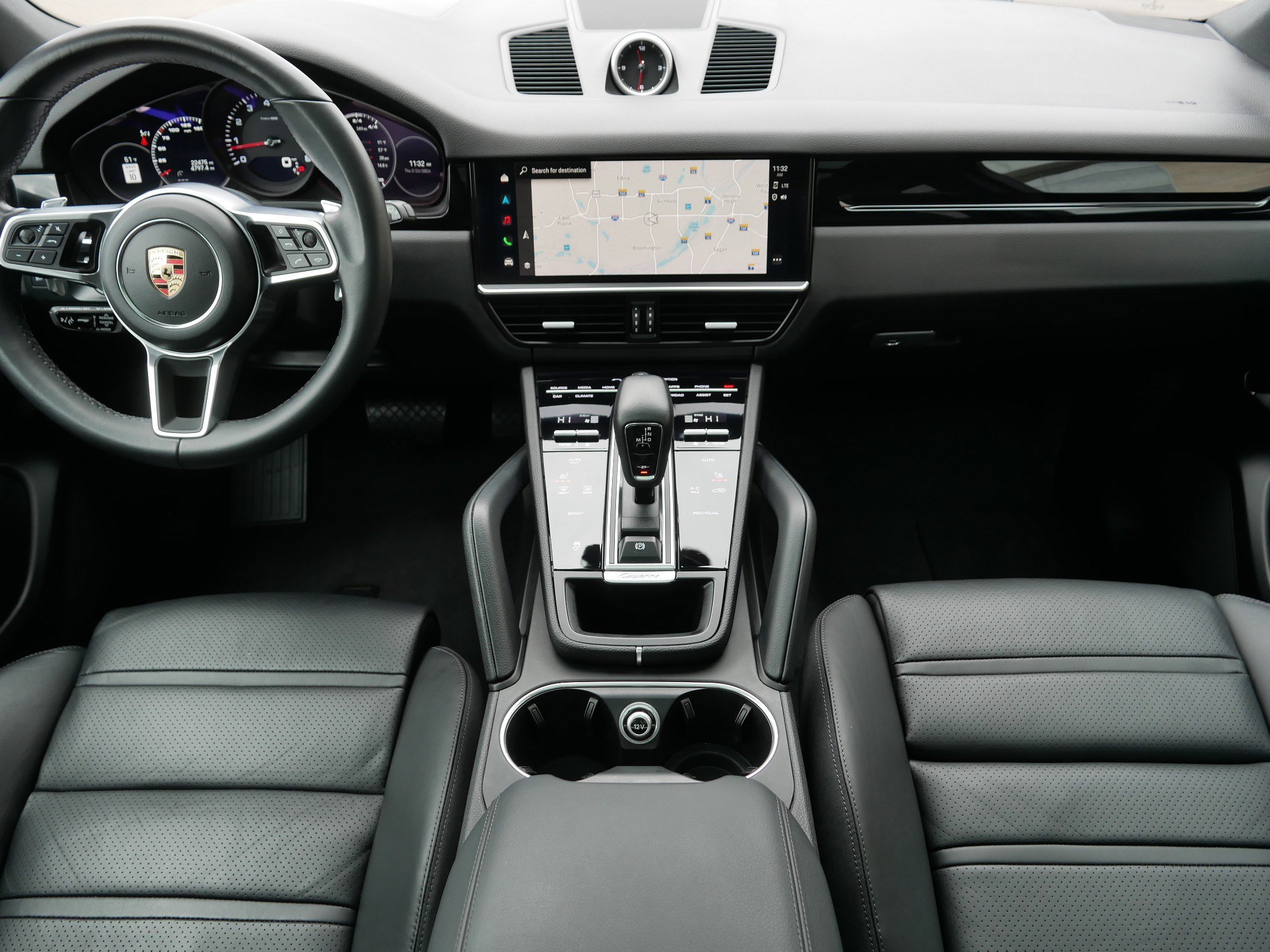 Used 2023 Porsche Cayenne image 10