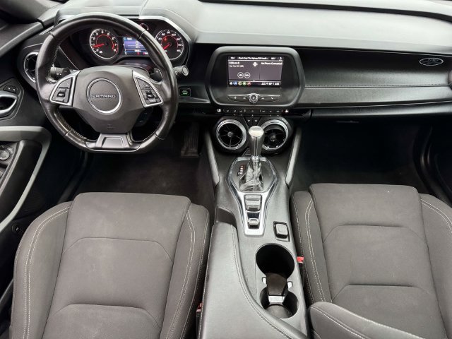 Used 2022 Chevrolet Camaro LT RWD image 18