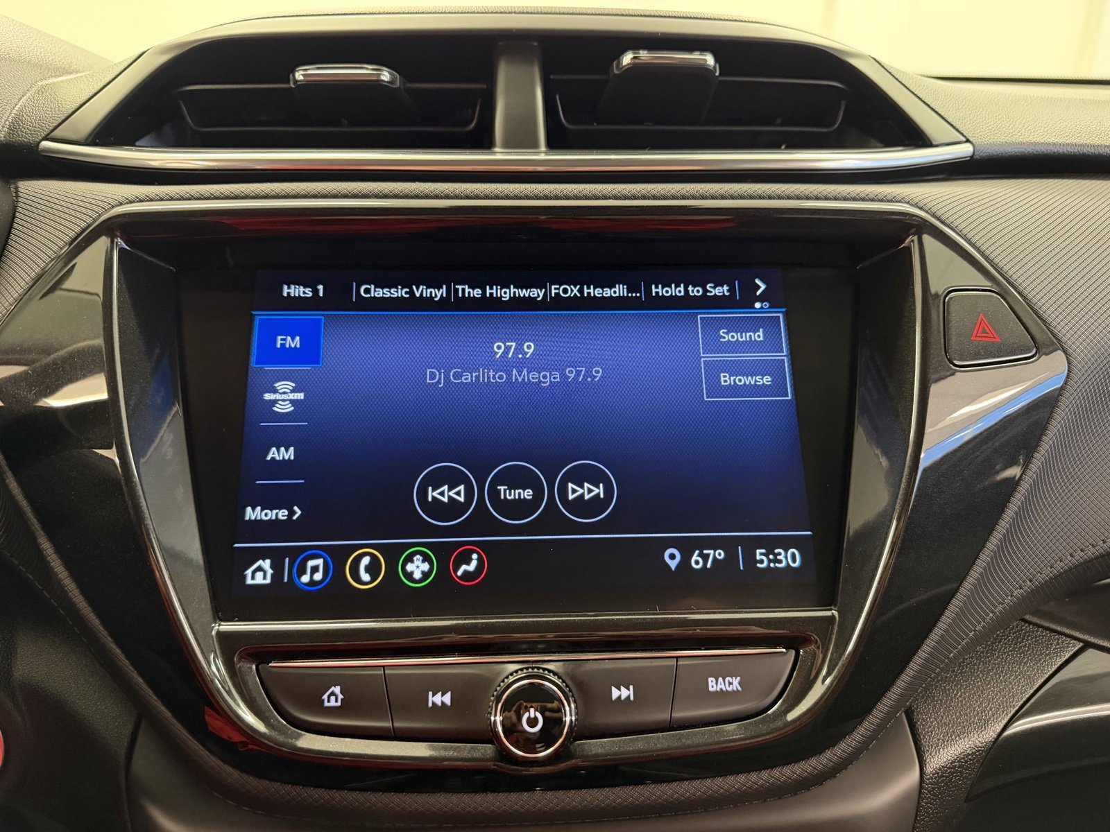 Used 2021 Chevrolet TrailBlazer LT w/ Convenience Package image 19