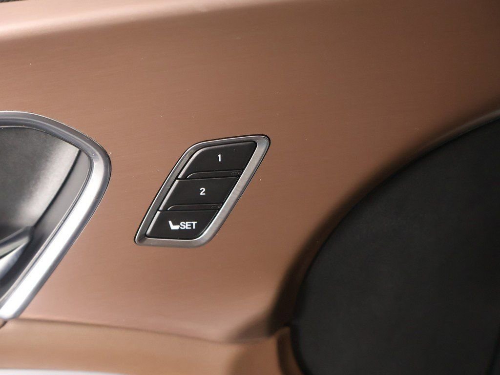 Used 2023 Acura RDX w/ Technology Package image 40