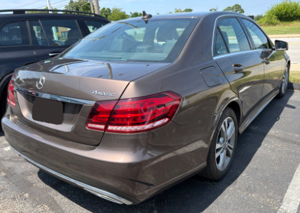 Used 2014 Mercedes-Benz E 350 4MATIC Sedan image 3