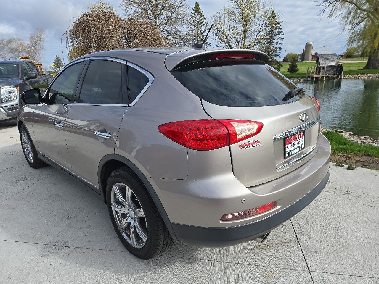 Used 2008 INFINITI EX35 Journey w/ Navigation Pkg AWD/4WD image 3