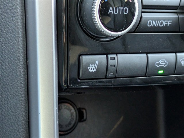 Used 2021 Subaru Ascent Limited w/ Technology Package image 26