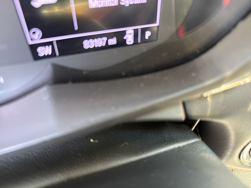 Used 2019 Chevrolet Trax LT w/ LT Convenience Package AWD/4WD image 24