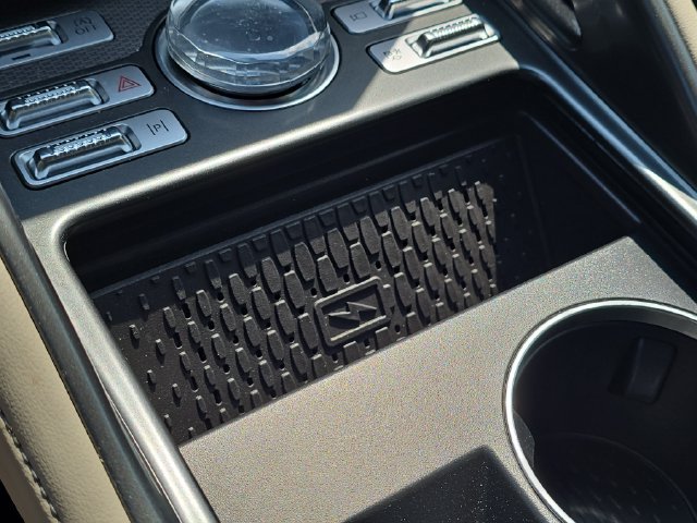 Certified 2024 Lincoln Nautilus Premier AWD/4WD image 20