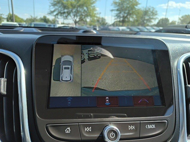 Used 2018 Chevrolet Equinox Premier image 25