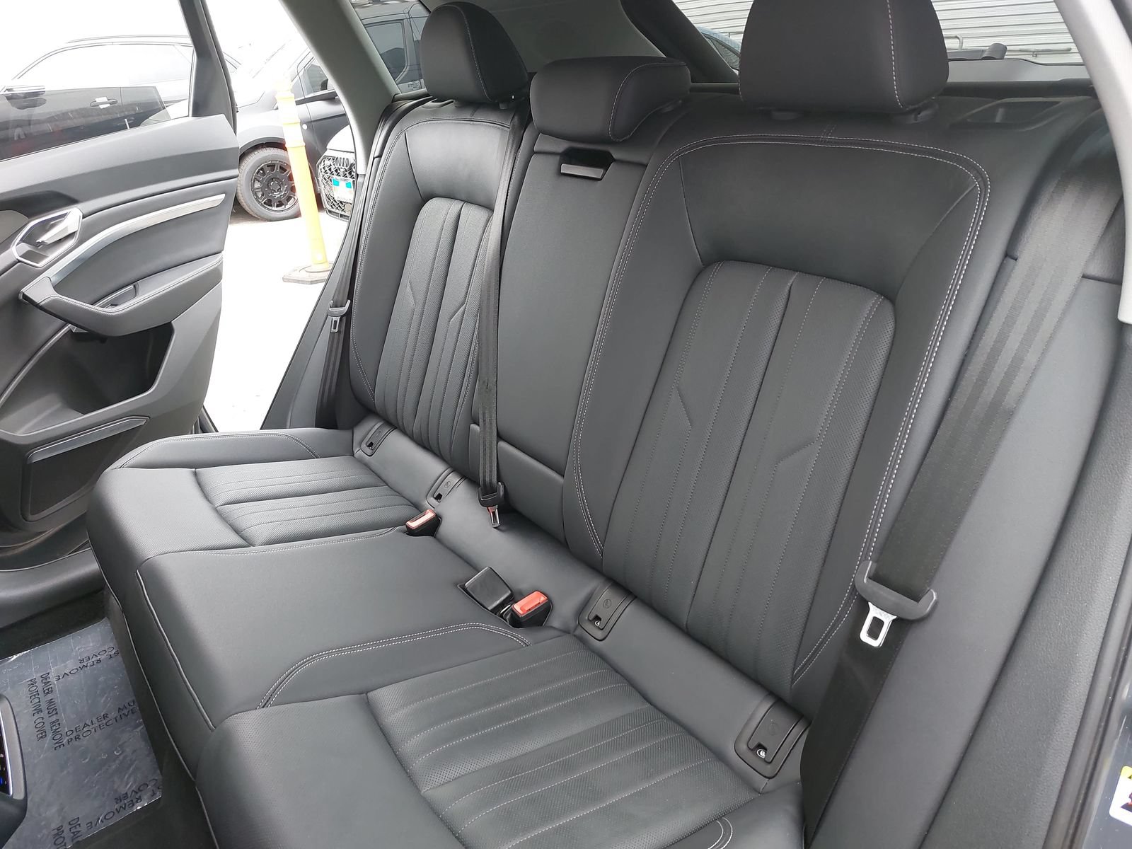 Used 2024 Audi Q8 e-tron Premium Plus w/ Premium Plus Package AWD/4WD image 14