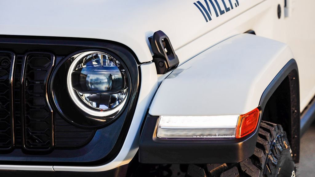 New 2026 Jeep Gladiator Willys AWD/4WD image 5