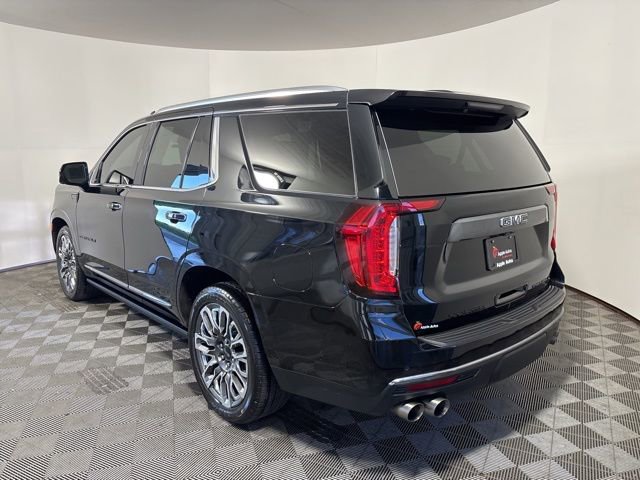 Used 2023 GMC Yukon Denali Ultimate AWD/4WD image 4