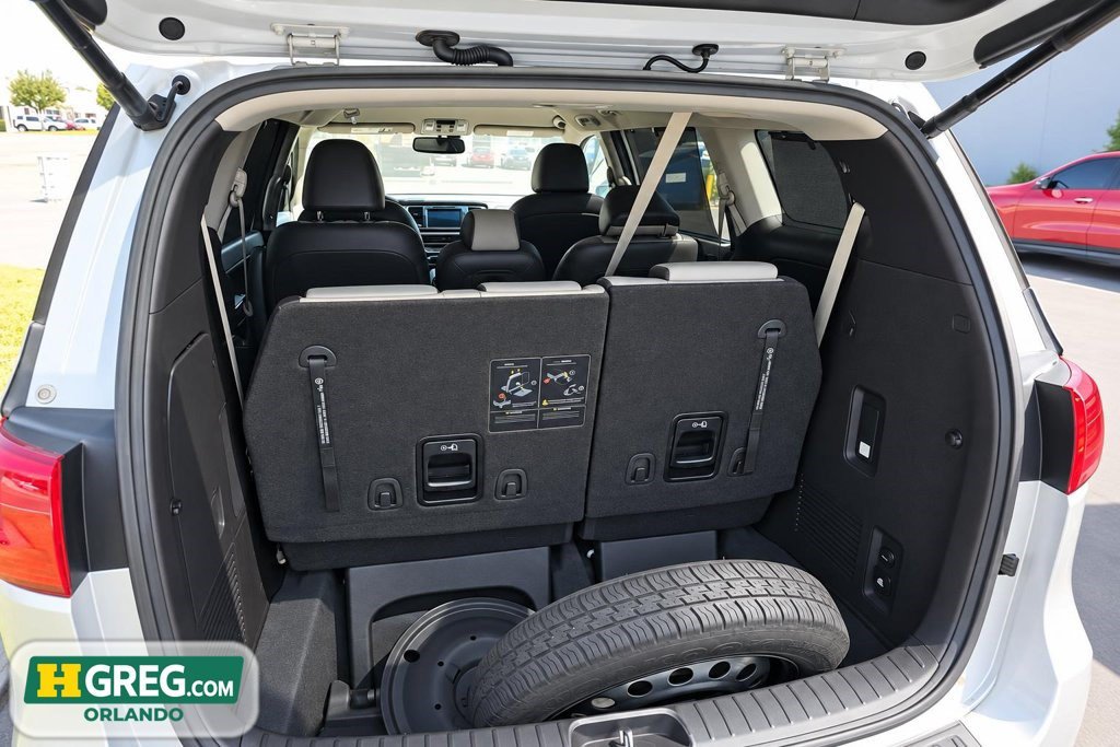 Used 2018 Kia Sedona SX Limited FWD image 17