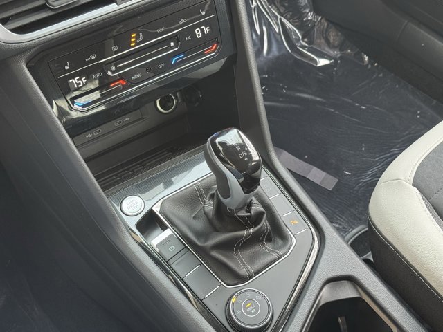 New 2026 Volkswagen Taos SE AWD/4WD image 24