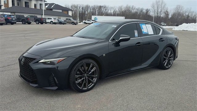 Used 2023 Lexus IS 350 F Sport image 4