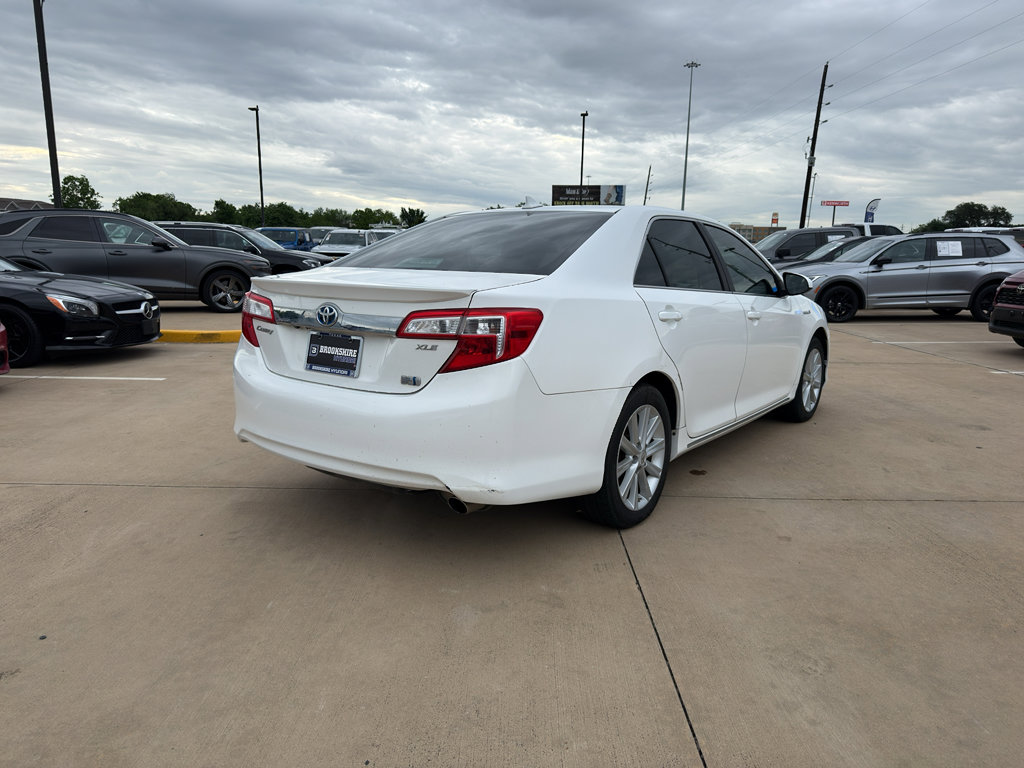 Used 2012 Toyota Camry XLE w/ Leather Pkg FWD image 5